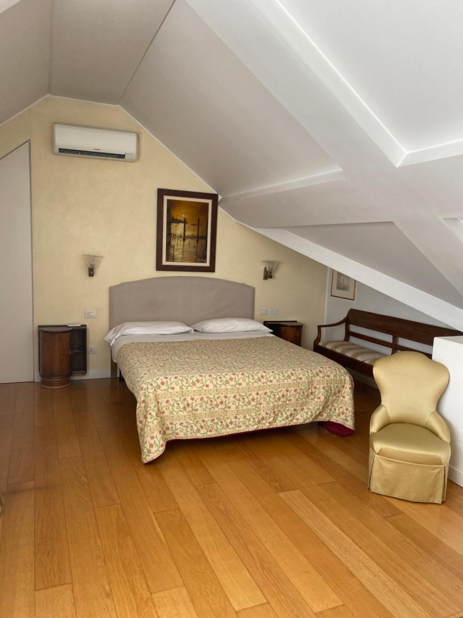 Ariberto21 Hotel Milan Bagian luar foto